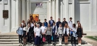 Учащиеся 8  класса МОУ «СОШ №12» г. Ржева посетили музей «Православные святыни земли Ржевской».