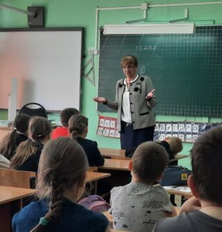 В сельких школах Ржевского МО детям рассказали о празднике Пасхи